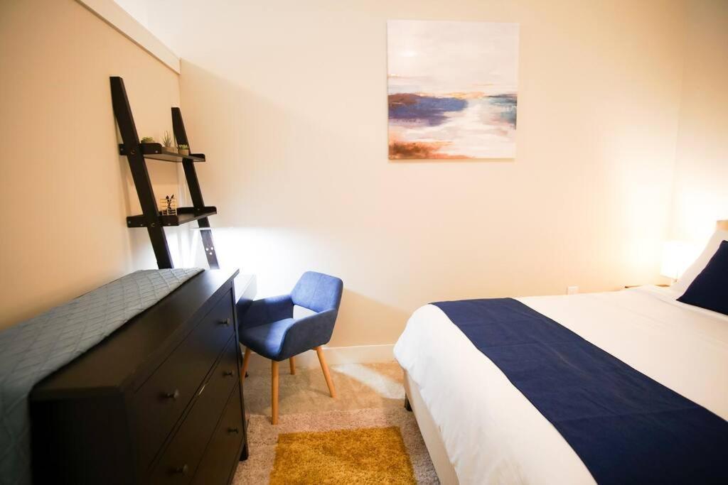 Queen Bed In Dilworth ◈ Shopping ◈ Restaurants *